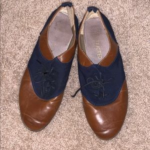 Navy and brown oxfords size 8 women’s